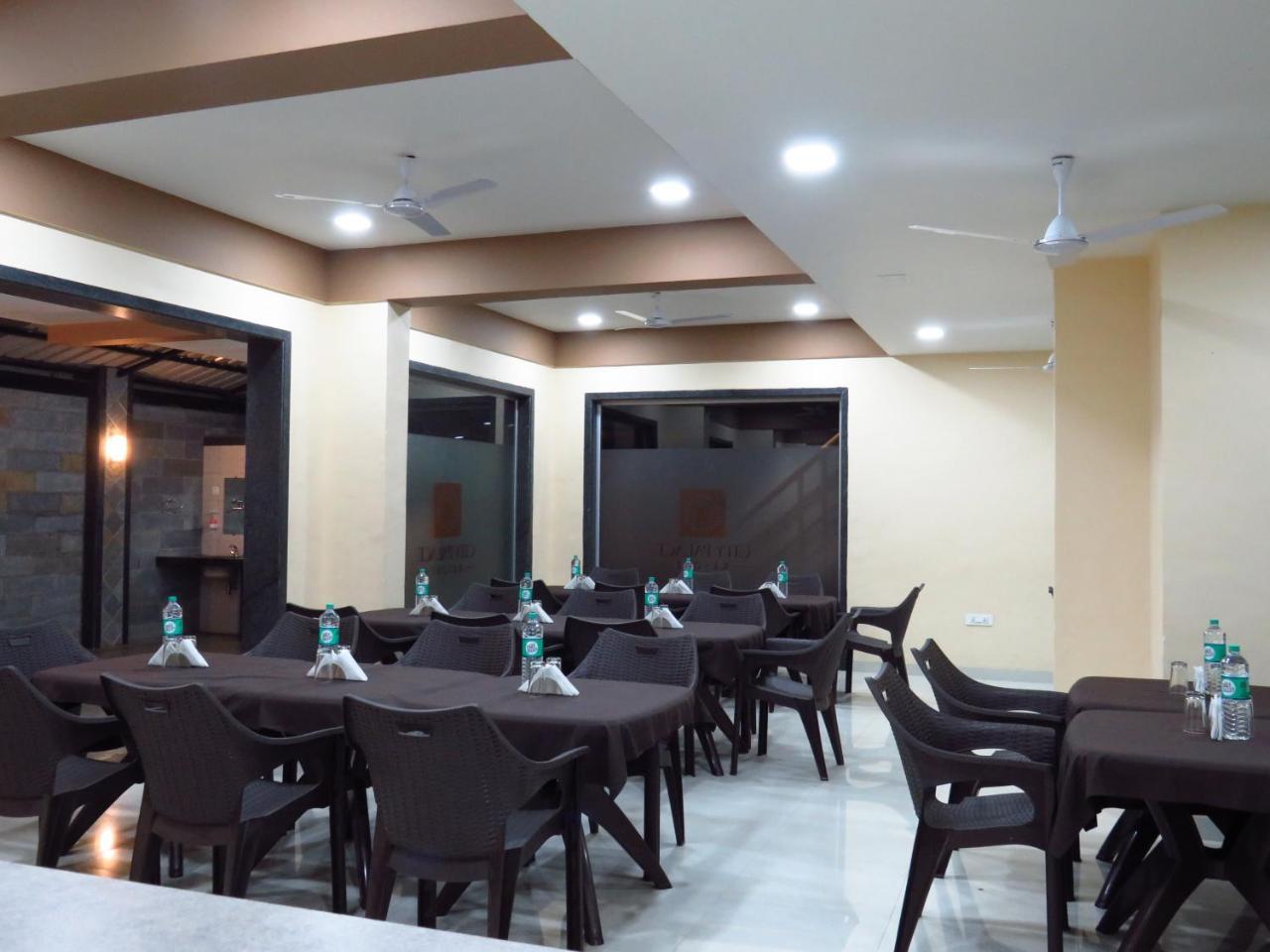 City Palace Resort Lonavala Exterior foto