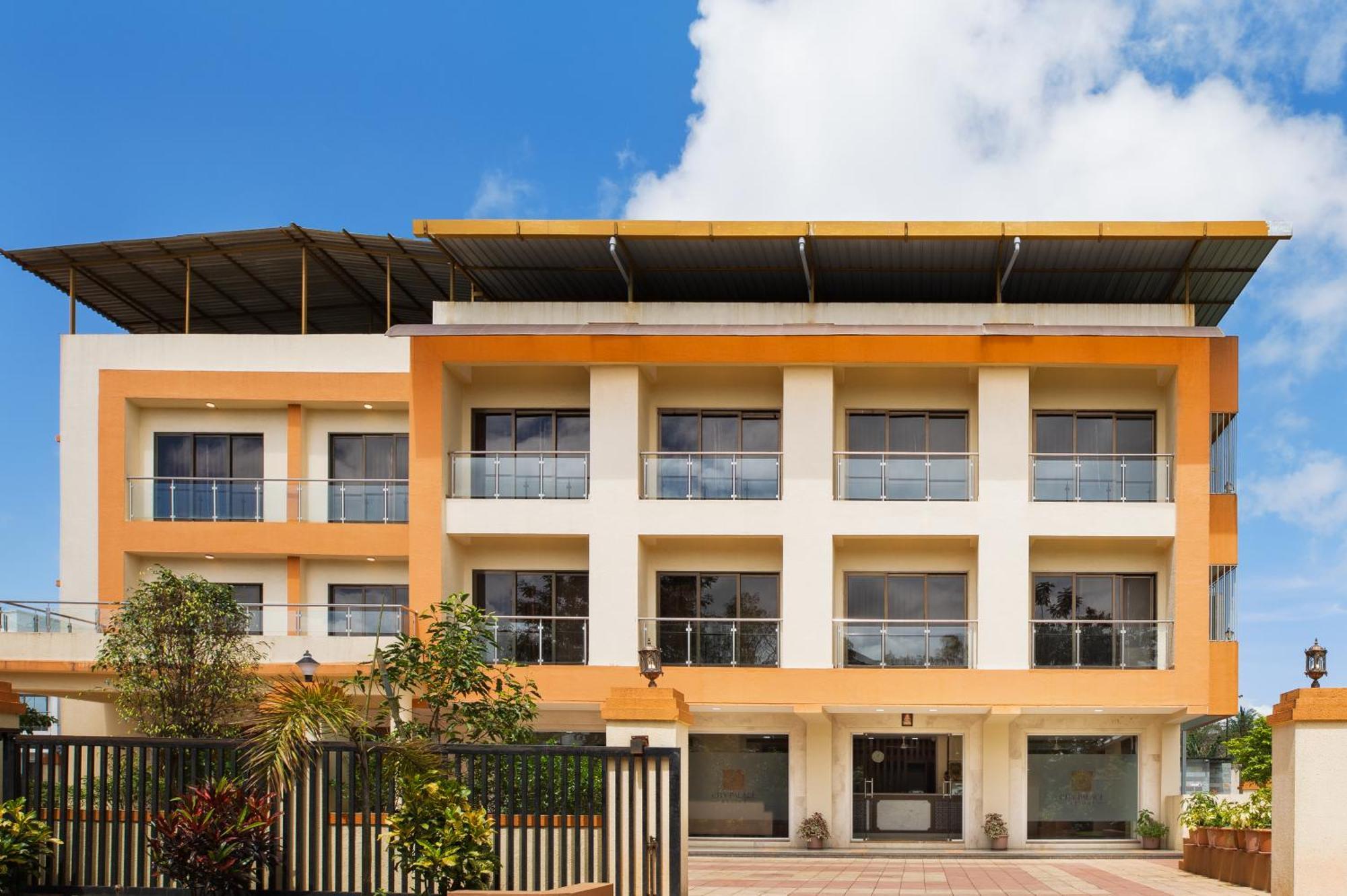 City Palace Resort Lonavala Exterior foto