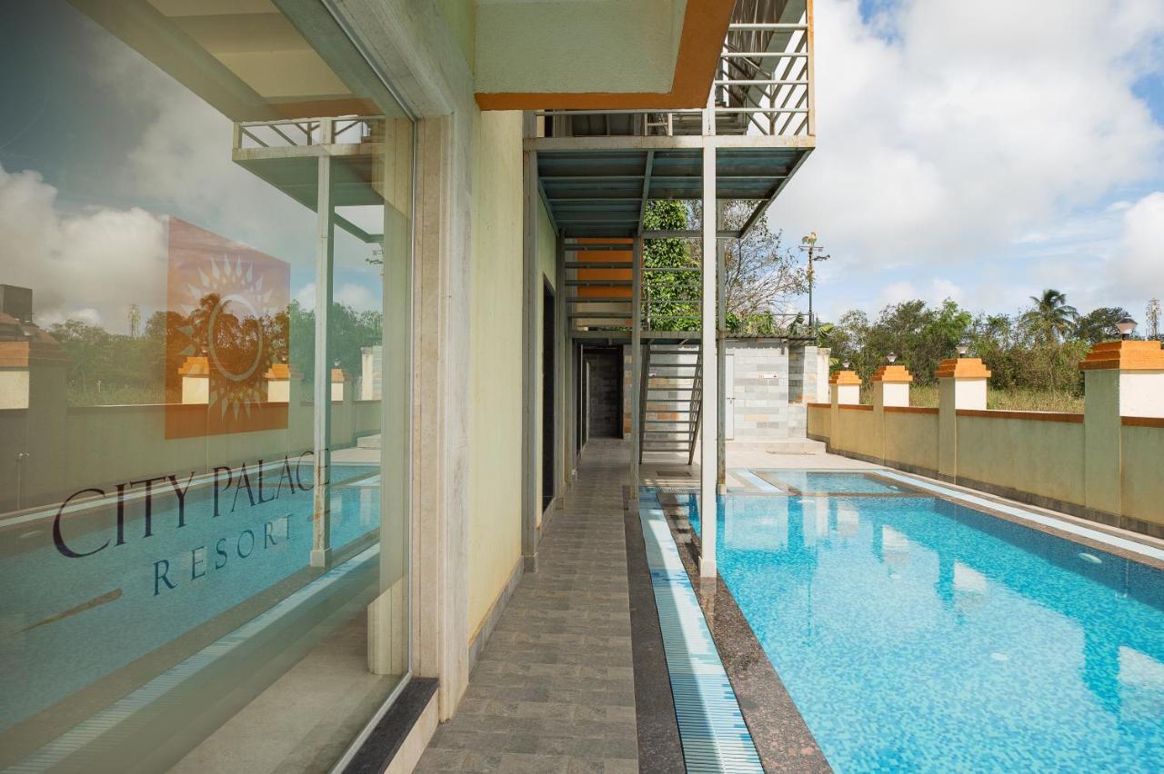 City Palace Resort Lonavala Exterior foto